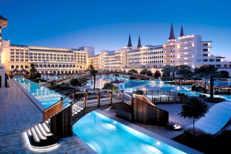 بهترین هتل های آنتالیا در سال 2023 کدام اند ؟